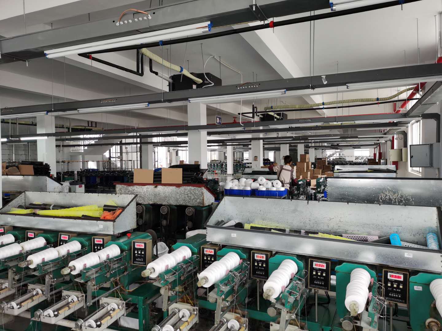 涟水县亚泰纺织公司开拓新品赢市场